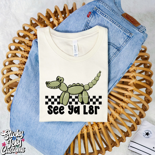 ALLIGATOR BALLOON ANIMAL